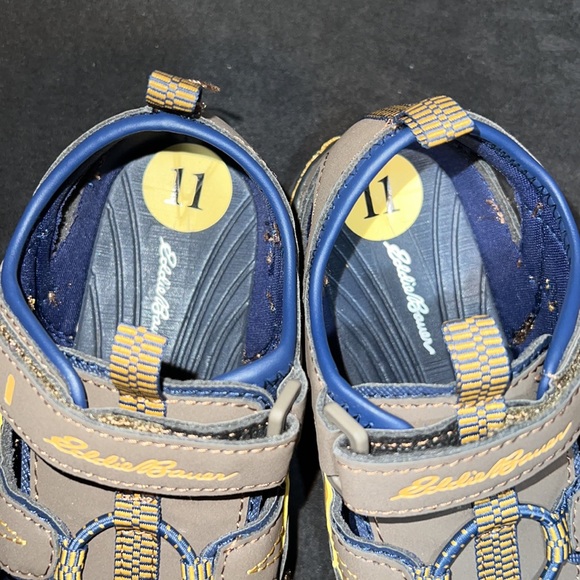 Eddie Bauer Toddler Boy Brown/Navy Boy Bungee Bump Velcro Closed Toe Sandals - Picture 4 of 8